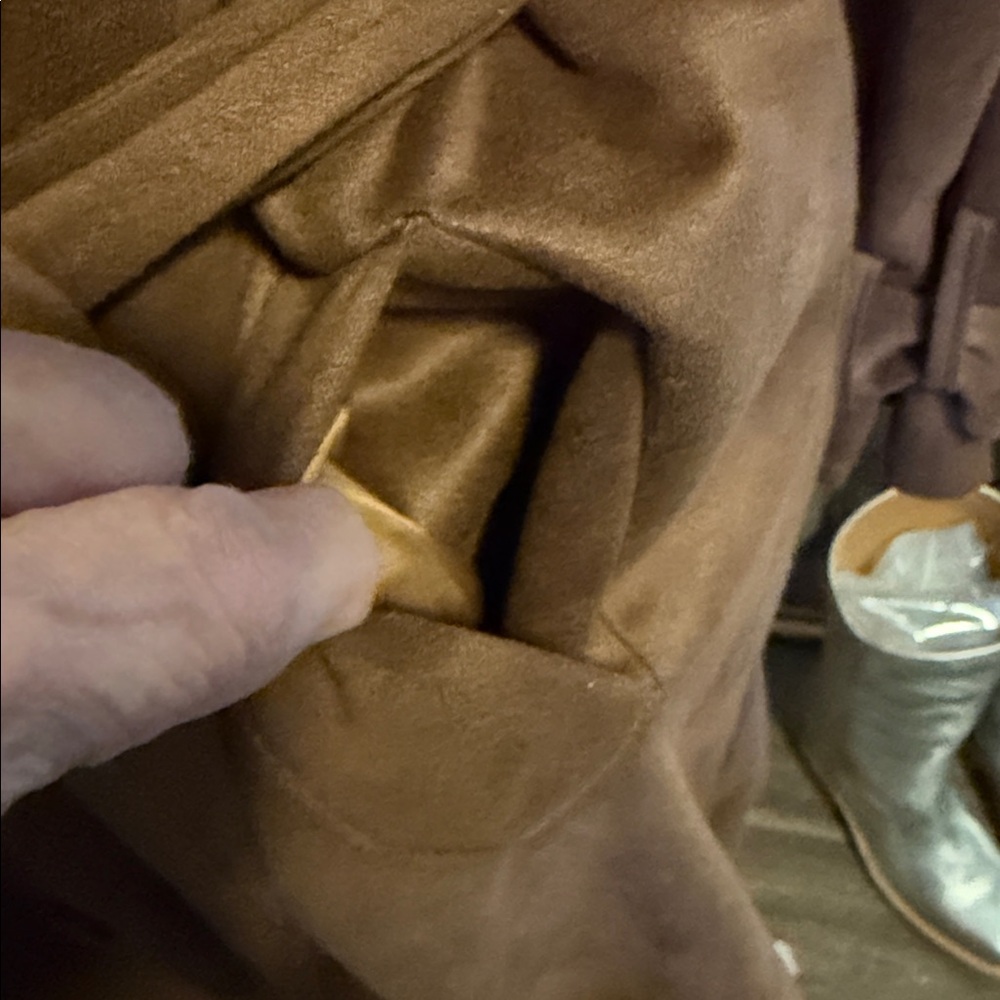 Elegant Brown Women's Trench Coat - Picture 6 of 14